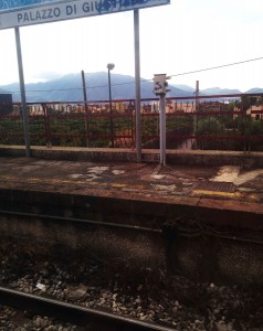 Journey-to-Positano-train-v